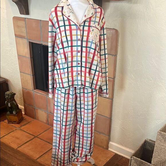 Finding Foxtail Plaid/Floral/Fairy Print Pajama Set, size M - Picture 1 of 14